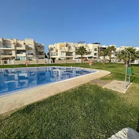 Luxury Homes Toyo Golf Paradise Apartment *